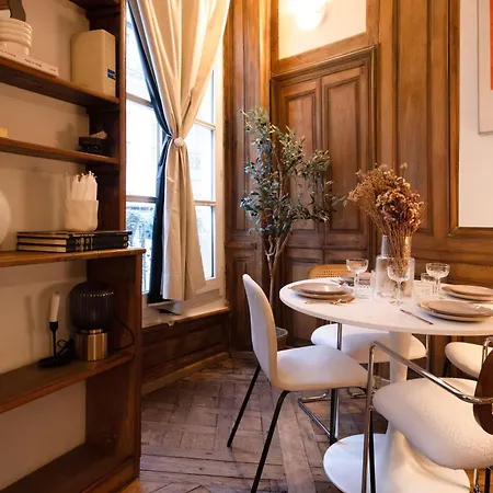 Appartamento Charming Flat Louvres Opera